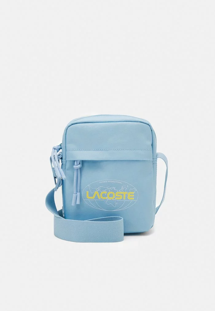 Lacoste UNISEX EXCLUSIVE - Sac Bandoulière - Light Blue 1 Lacoste UNISEX EXCLUSIVE - Sac Bandoulière - Light Blue