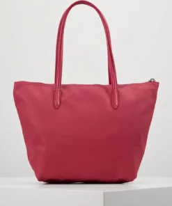 Lacoste Sac à Main - Sangria 9 Lacoste Sac à Main - Sangria -Lacoste Soldes Magasin 024900fa7f2f4df8870150bdcfba9efb