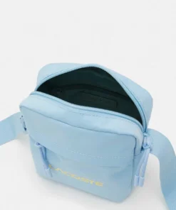 Lacoste UNISEX EXCLUSIVE - Sac Bandoulière - Light Blue 6 Lacoste UNISEX EXCLUSIVE - Sac Bandoulière - Light Blue -Lacoste Soldes Magasin 02d9f979985441ccb607b62ef484c25a