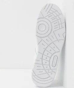 Lacoste THRILL - Baskets Basses - White -Lacoste Soldes Magasin 03651ddb56174f23a52cb100ae4e984a