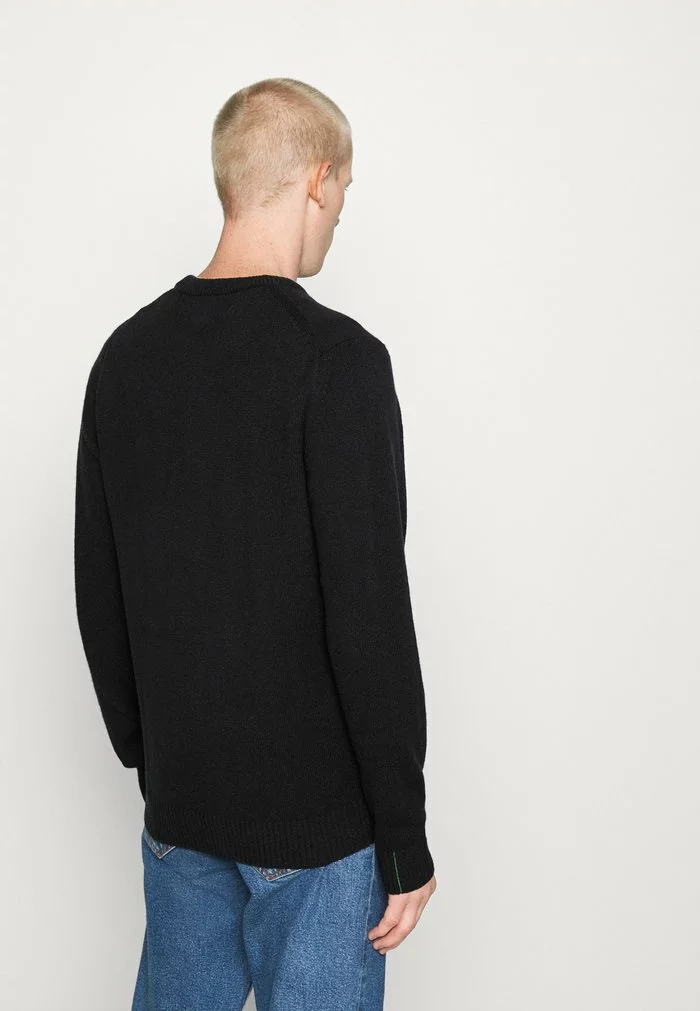 Lacoste Pullover - Black 3 Lacoste Pullover - Black – Image 3