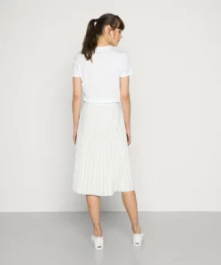 Lacoste Jupe Plissée - Flour 7 Lacoste Jupe Plissée - Flour -Lacoste Soldes Magasin 0c6fbf544178483594c6607a66626c9c