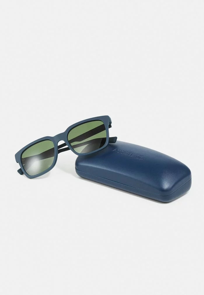 Lacoste Lunettes De Soleil - Matte Blue 4 Lacoste Lunettes De Soleil - Matte Blue – Image 4