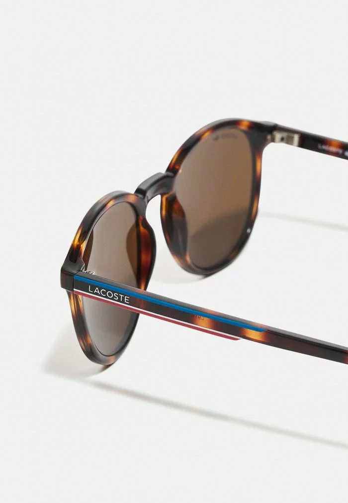 Lacoste UNISEX - Lunettes De Soleil - Havana 3 Lacoste UNISEX - Lunettes De Soleil - Havana – Image 3