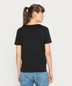 Lacoste T-shirt Basique - Black -Lacoste Soldes Magasin 11a7bee636bb495c9fa3e5096a94af0e