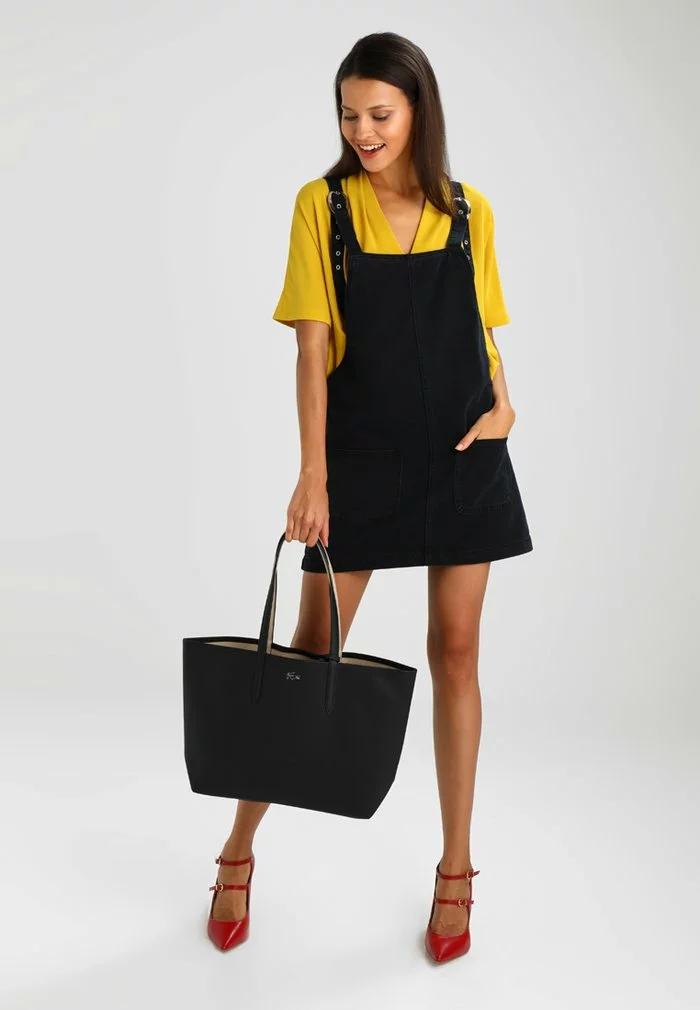 Lacoste Sac à Main - Black Warm Sand 2 Lacoste Sac à Main - Black Warm Sand – Image 2