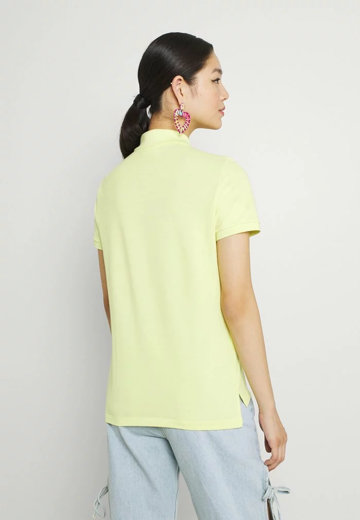 Lacoste Polo - Lumineux 3 Lacoste Polo - Lumineux – Image 3