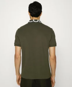 Lacoste Polo - Baobab -Lacoste Soldes Magasin 16311f957e18443bbc7dbeaa69b42a16