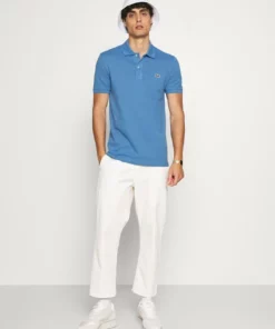Lacoste Polo - Lucida 6 Lacoste Polo - Lucida -Lacoste Soldes Magasin 17547265c00f4ea590e9eded2ea9921f