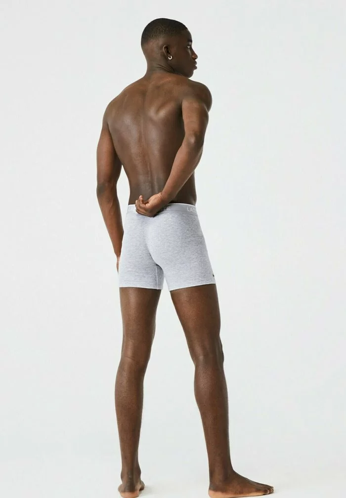 Lacoste 3 PACK - Shorty - Noir Blanc Gris Chine 2 Lacoste 3 PACK - Shorty - Noir Blanc Gris Chine – Image 2