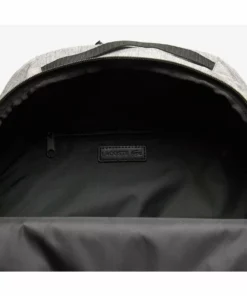 LACOSTE - Sac à Dos - Foudre Chine Wording D -Lacoste Soldes Magasin 1c932fbd7abc403497c8370bae0cf788