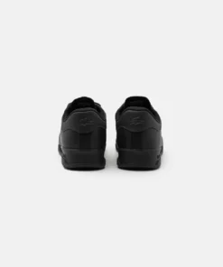 Lacoste TWIN SERVE - Baskets Basses - Black -Lacoste Soldes Magasin 1d71228adc8d4c9c8662f2ea5e105ad2
