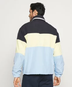 Lacoste BH8063 - Veste Mi-saison - Navy Blue/yellow -Lacoste Soldes Magasin 2b241d3347b54720b4de9b7302b97bb4