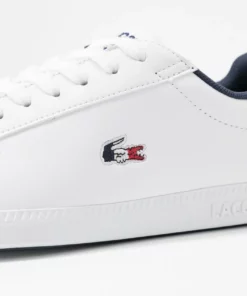 Lacoste GRADUATE - Baskets Basses - White/navy/red -Lacoste Soldes Magasin 337631e7ccaa43a2b492362dbf716c55