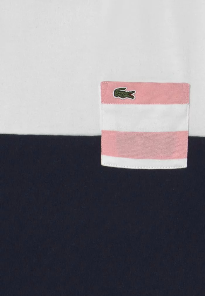 Lacoste T-shirt Imprimé - Navy Blue/white/lotus 3 Lacoste T-shirt Imprimé - Navy Blue/white/lotus – Image 3