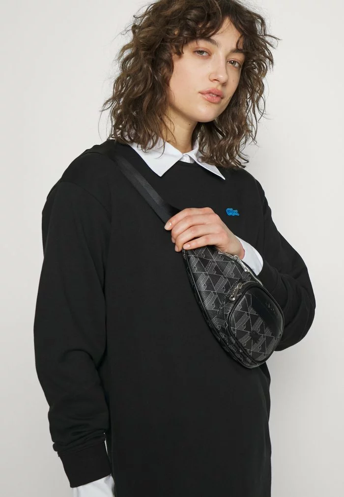 Lacoste EXCLUSIVE - Robe De Jour - Black 5 Lacoste EXCLUSIVE - Robe De Jour - Black – Image 5