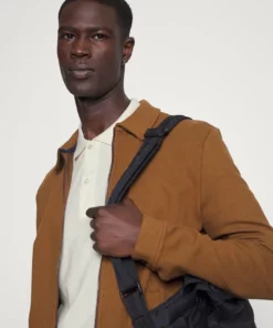 Lacoste Polo - Lapland -Lacoste Soldes Magasin 406133d549b04c8e85a34564e0eef7aa