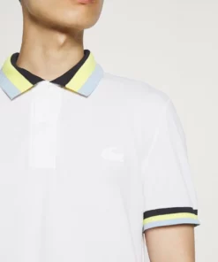 Lacoste Polo - Blanc/abimes/daphne/calanque -Lacoste Soldes Magasin 44d4ccac2fbb48b994840cc4b98c1483