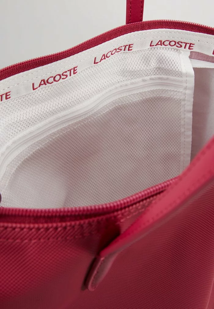 Lacoste Sac à Main - Sangria 5 Lacoste Sac à Main - Sangria – Image 5