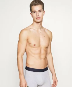 Lacoste Shorty - Navy Blue/azure Blue/silver Chine -Lacoste Soldes Magasin 4d7534a890e744e3a666ba01878ffaf5