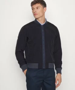 Lacoste Blouson Bomber - Black/dark Blue 9 Lacoste Blouson Bomber - Black/dark Blue -Lacoste Soldes Magasin 522525920265432e84e8ef591efdcdda