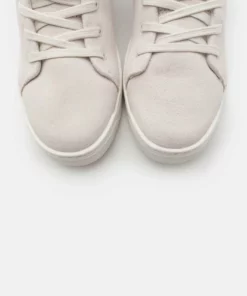 Lacoste EXPLORATEUR - Baskets Montantes - Offwhite -Lacoste Soldes Magasin 54887d0bff4e4ee7a8d3eff1721aa8cd