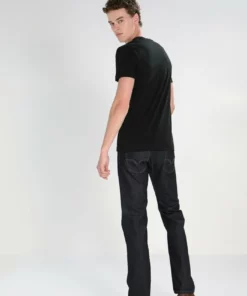 Lacoste T-shirt Basique - Black 7 Lacoste T-shirt Basique - Black -Lacoste Soldes Magasin 582f726d026e4ed58cf35b1d7db20cbd