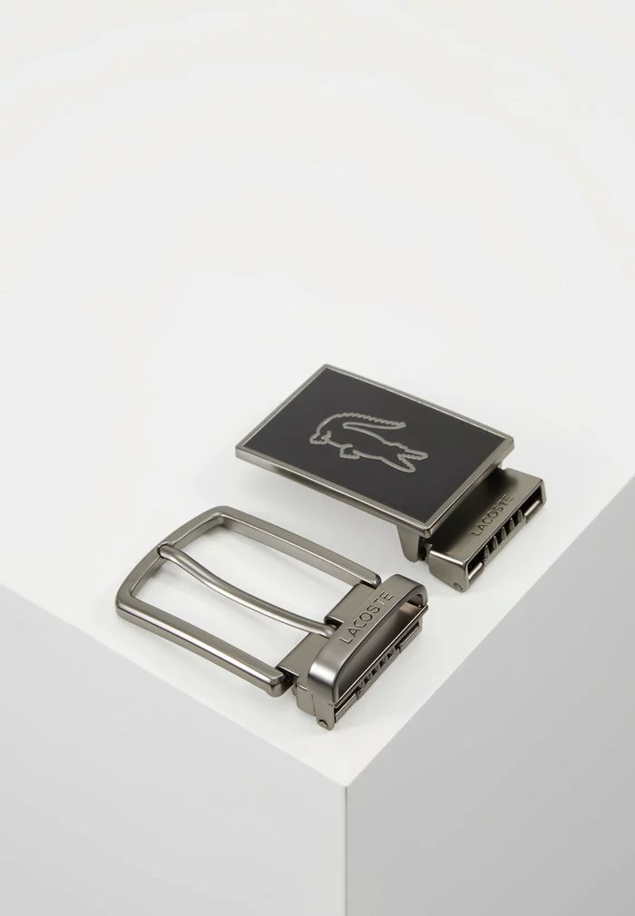 Lacoste REVERSIBLE CURVED BOX SET - Ceinture - Black/dark Brown 7 Lacoste REVERSIBLE CURVED BOX SET - Ceinture - Black/dark Brown – Image 7