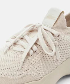 Lacoste COURT-DRIVE KNIT - Baskets Basses - Off Wht/off Wht -Lacoste Soldes Magasin 64b92554e3454d58ad32753d92ad2eae