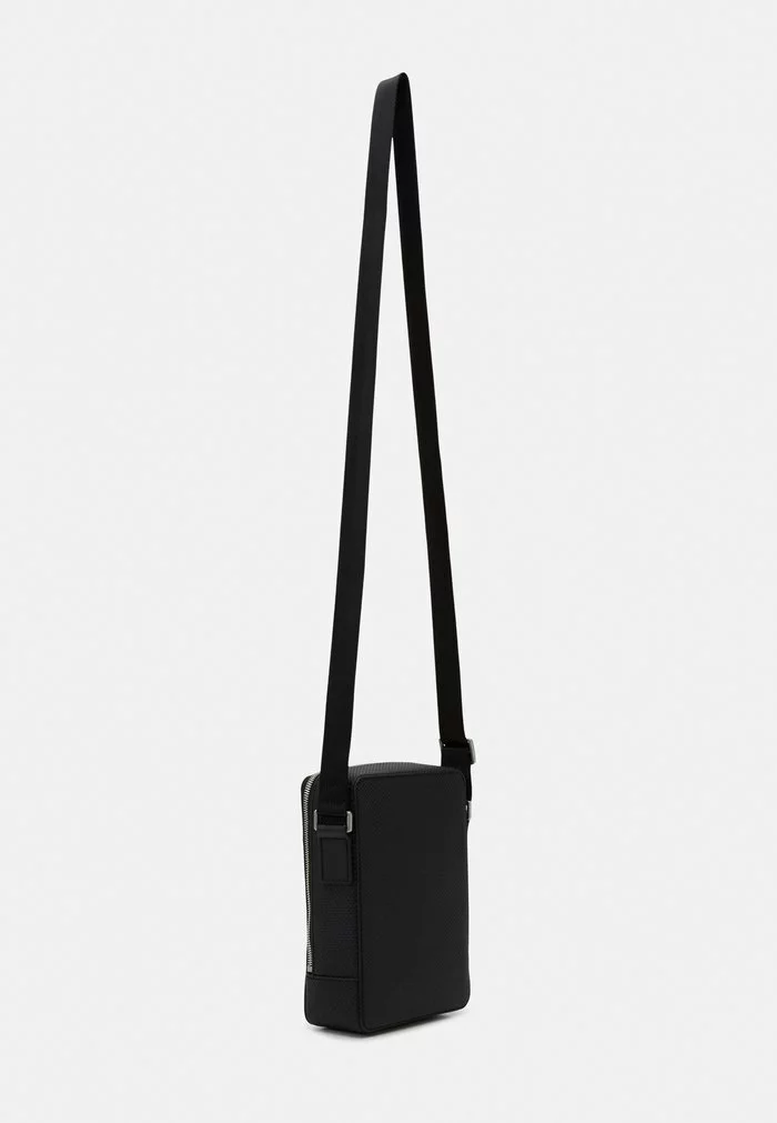 Lacoste CHANTACO - Sac Bandoulière - Noir 2 Lacoste CHANTACO - Sac Bandoulière - Noir – Image 2