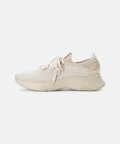 Lacoste COURT-DRIVE KNIT - Baskets Basses - Off Wht/off Wht