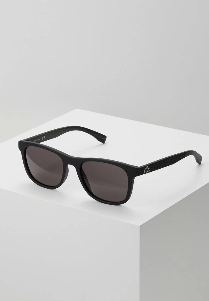 Lacoste Lunettes De Soleil - Matte Black 1 Lacoste Lunettes De Soleil - Matte Black