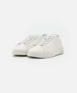 Lacoste COURT - Baskets Basses - Off White 8 Lacoste COURT - Baskets Basses - Off White -Lacoste Soldes Magasin 70d0a8c5177949628fb21ad5d4e3ae81