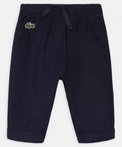 Lacoste SET - Pantalon Classique - Navy Blue/white 7 Lacoste SET - Pantalon Classique - Navy Blue/white -Lacoste Soldes Magasin 7ca65e9decba413cbdd2e8db2ea2477e