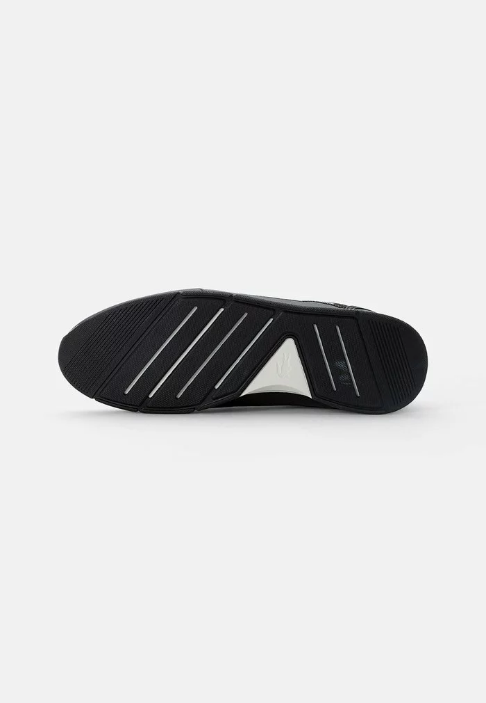 Lacoste Baskets Basses - Black/white 5 Lacoste Baskets Basses - Black/white – Image 5