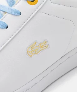 Lacoste CARNABY EXCLUSIVE - Baskets Basses - White/light Blue -Lacoste Soldes Magasin 8637f43a184349a48fe91847c27d3723