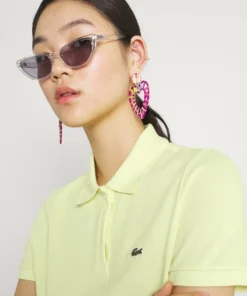 Lacoste Polo - Lumineux 9 Lacoste Polo - Lumineux -Lacoste Soldes Magasin 8be5c3cf365f4cdcad10a10df8f0de10