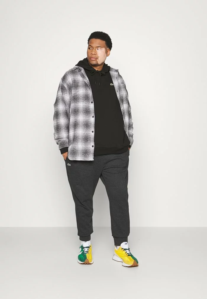 Lacoste PLUS - Sweat à Capuche - Black 2 Lacoste PLUS - Sweat à Capuche - Black – Image 2