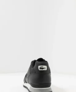Lacoste PARTNER PISTE - Baskets Basses - Black/grey 9 Lacoste PARTNER PISTE - Baskets Basses - Black/grey -Lacoste Soldes Magasin 9c6a008d2f8f46c8a1bbbe631292b1a5