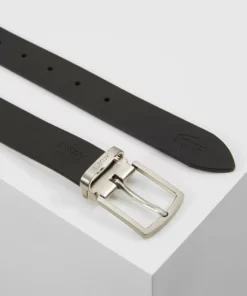 Lacoste REVERSIBLE CURVED BOX - Ceinture - Black/dark Brown -Lacoste Soldes Magasin 9d9fef7fbe4b4342aa0075716f3f2447