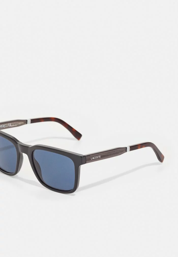 Lacoste Lunettes De Soleil - Black 3 Lacoste Lunettes De Soleil - Black – Image 3