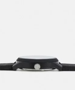 Lacoste PEANUTS COLLAB - Montre - Black/white 6 Lacoste PEANUTS COLLAB - Montre - Black/white -Lacoste Soldes Magasin a901c8b35053406cb1d537c19d509d9d