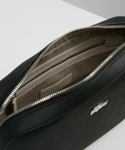 Lacoste SQUARE CROSSOVER BAG - Sac Bandoulière - Black -Lacoste Soldes Magasin ae89911914304b81ba6de5b63ec21ebe