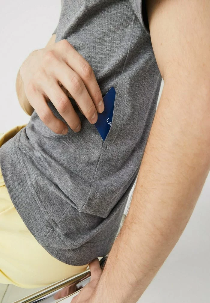 Lacoste Polo - Gris Chine 3 Lacoste Polo - Gris Chine – Image 3