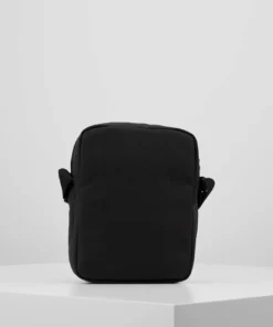 Lacoste NEOCROC - Sac Bandoulière - Black -Lacoste Soldes Magasin b0f2b0ce49574ba2a9152440e0206997