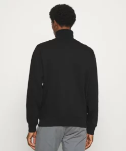 Lacoste Pullover - Noir 8 Lacoste Pullover - Noir -Lacoste Soldes Magasin b158562411c343fcac10b7b3751a1cb0