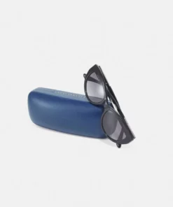 Lacoste Lunettes De Soleil - Black -Lacoste Soldes Magasin b27c1c88ccdb4777ae8e95be538a1906