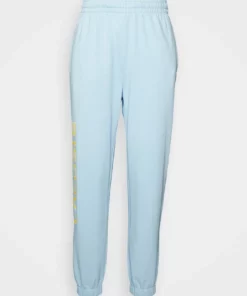 Lacoste EXCLUSIVE - Pantalon De Survêtement - Light Blue 10 Lacoste EXCLUSIVE - Pantalon De Survêtement - Light Blue -Lacoste Soldes Magasin b74c34a7354a46b5a7b002aa131905b0