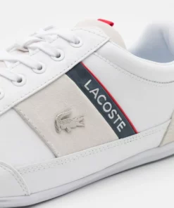 Lacoste CHAYMON - Baskets Basses - White/navy -Lacoste Soldes Magasin c30325eacaac4b6f87f18469e77f98e6