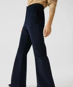 Lacoste DAMES - Pantalon Classique - Bleu Marine -Lacoste Soldes Magasin c4d331a38e204c1d8952510275a46f65